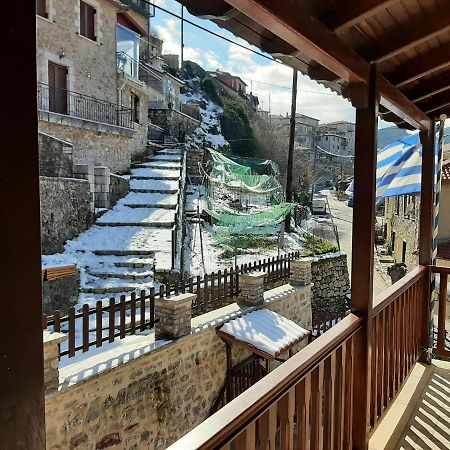ディミツァナΔημητσανασ Τοποσ Νύμφη Δάφνηアパートメント エクステリア 写真